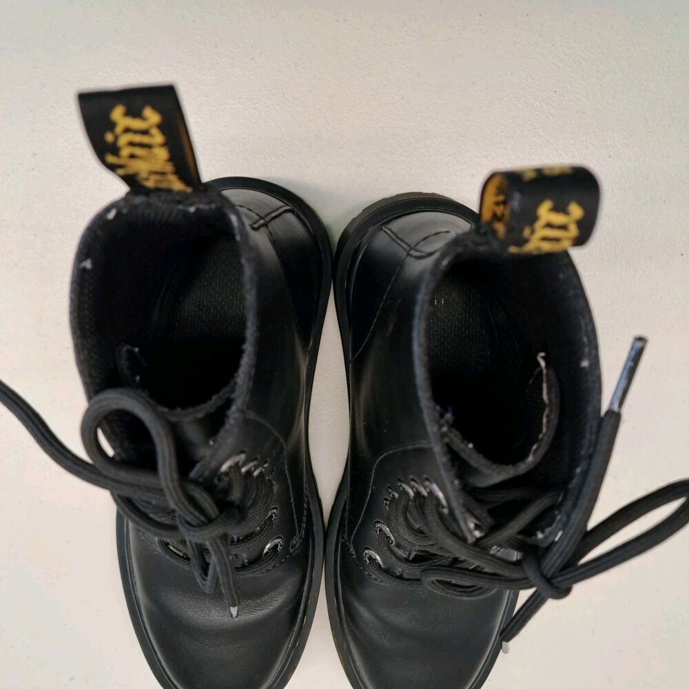 Dr. Doc Martens LUANA Black Matte Leather Ankle Boots AW004 Docs Womens Size 7 - Picture 8 of 10